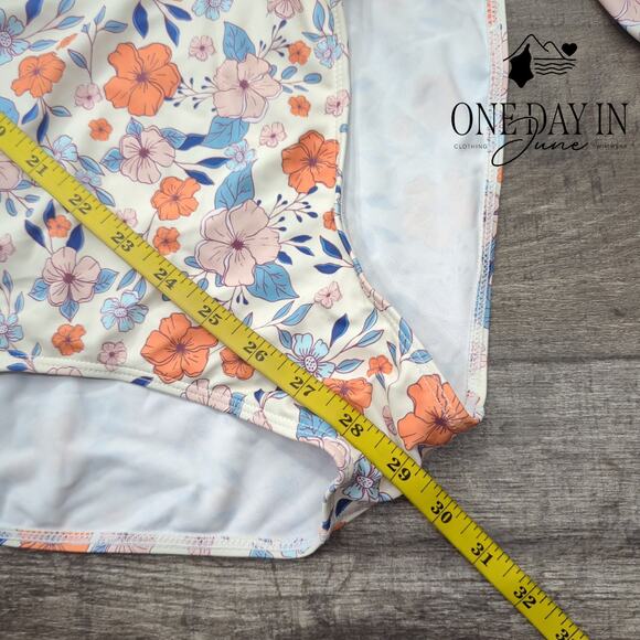 Century Star Plus Size Floral Rash Guard One Piece Swimsuit Size 2XL - Picture 5 of 6